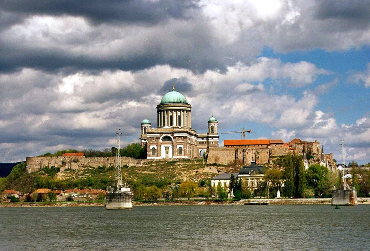 Esztergom - A Történelem Városa